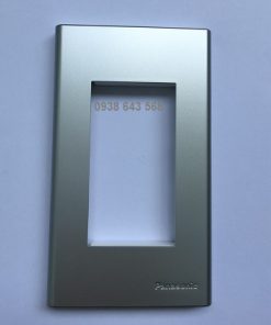 MẶT 3 THIẾT BỊ MÀU TRẮNG ÁNH KIM WEV68030MW PANASONIC