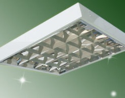 MÁNG ĐÈN XƯƠNG CÁ GẮN NỔI 4 BÓNG 0.6M 600X600 GOODLUCK/ MÁNG ĐÈN 600X600 4 BÓNG